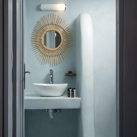 Blue White Hotel Firostefani