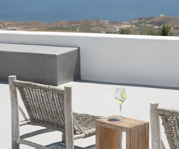 Blue White 菲罗斯特法尼