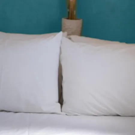 Blue White Hotell